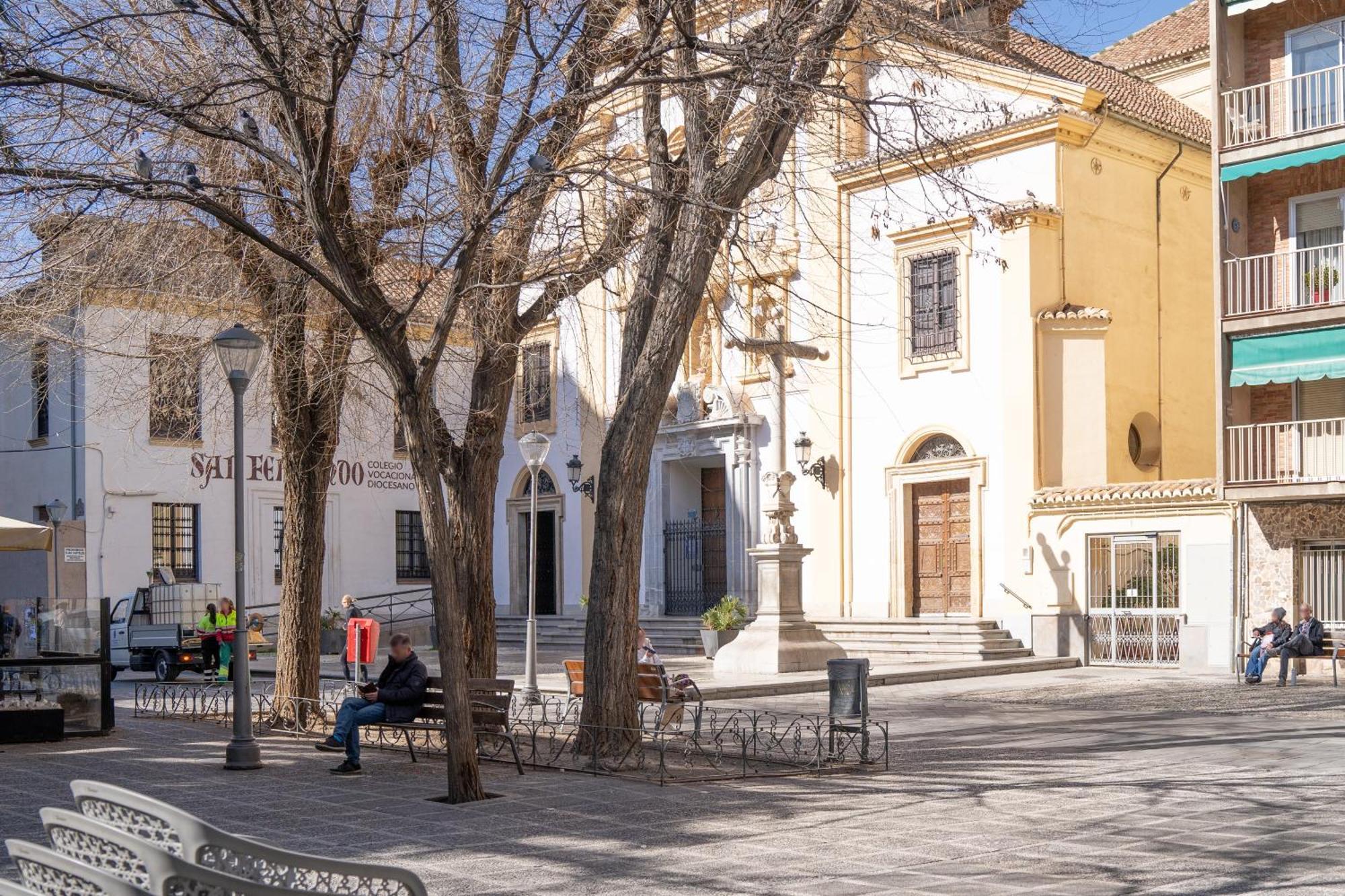 La Plaza, En El Centro Facil Acceso Y Parking Cercano Granada Buitenkant foto